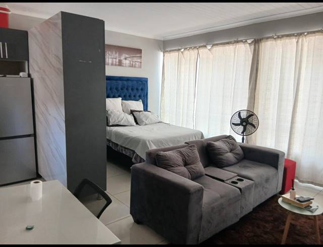 1 BEDROOM APARTMENT TO LET IN WESTDENE